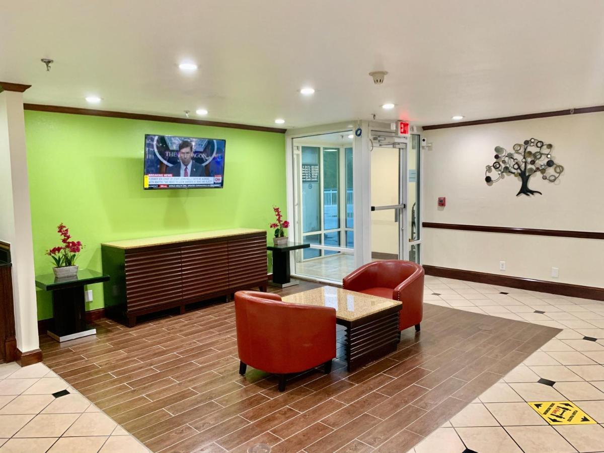 Sunrise Extended Stay Hotel Монтгомъри Екстериор снимка
