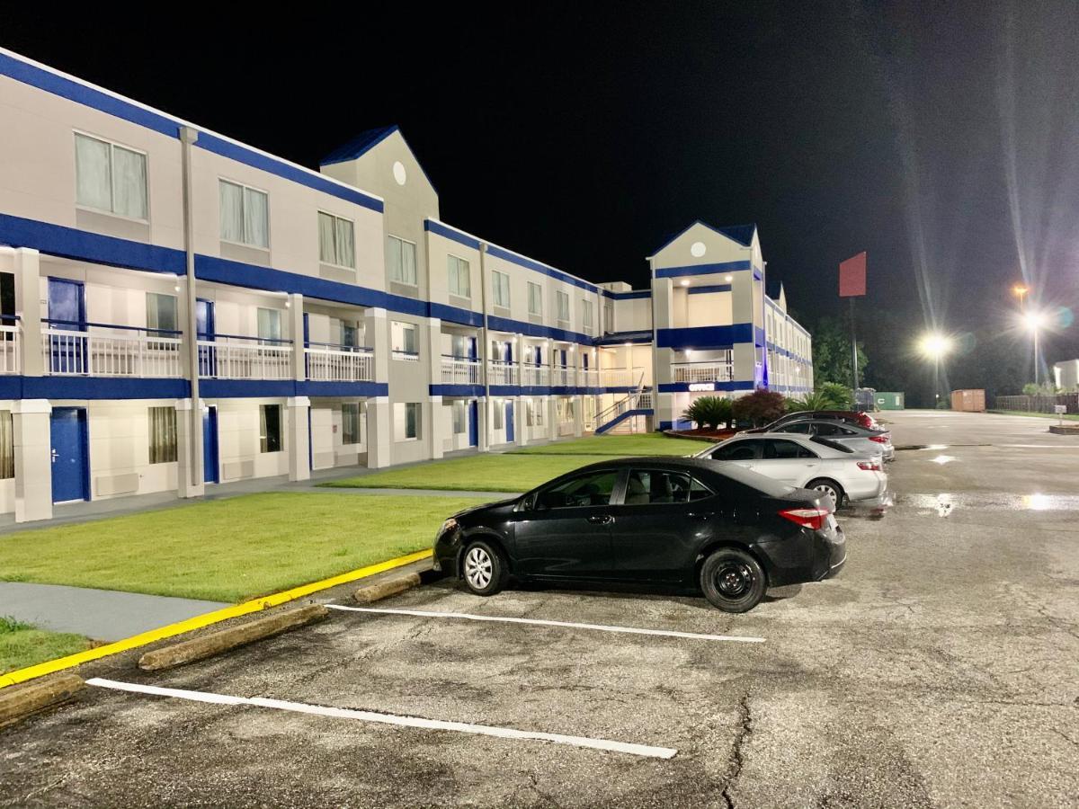Sunrise Extended Stay Hotel Монтгомъри Екстериор снимка