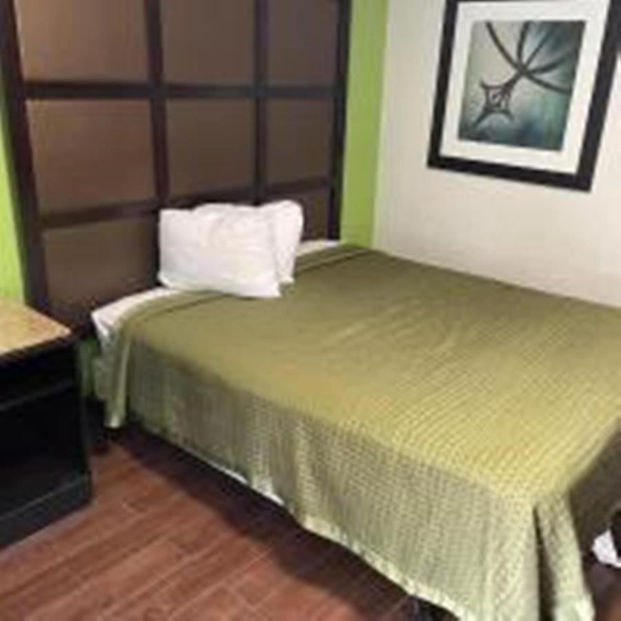 Sunrise Extended Stay Hotel Монтгомъри Екстериор снимка